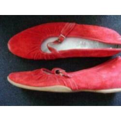 rode schoenen via vai spirit maat 38