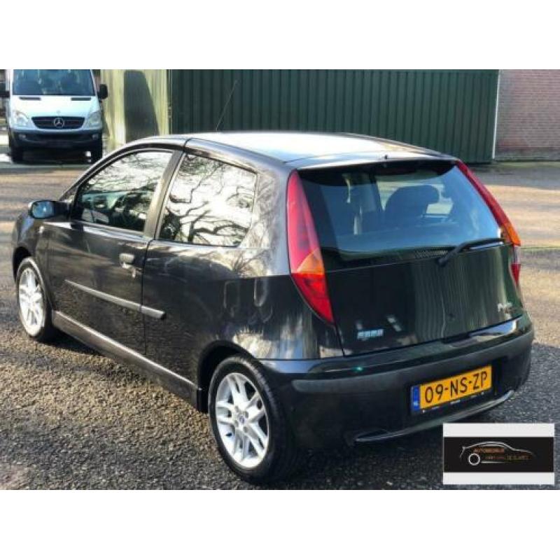 Fiat PUNTO 1.2 16v SPORTING NIEUWSTAAT AIRCO NIEUWE APK NIEU