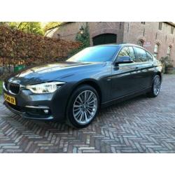 BMW 3-Serie (f30) 318d Luxury 150 PK Aut Leder Schuifdak