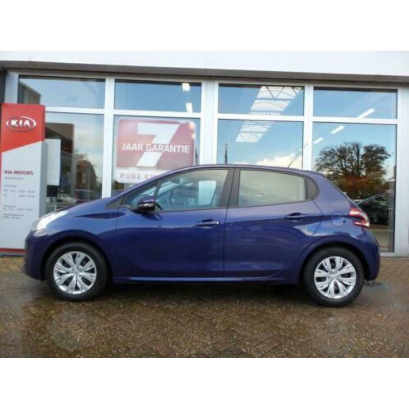 Peugeot 208 1.2 VTi Envy *Navi/Clima/Cruise*