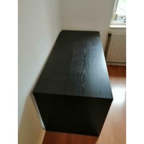 Mooie bureau te koop.