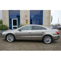 Volkswagen Passat CC 1.8 TSI 5p. -NAVI-PDC-CLIMA