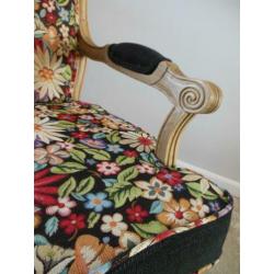 Queen Ann fauteuil met bijpassende hocker