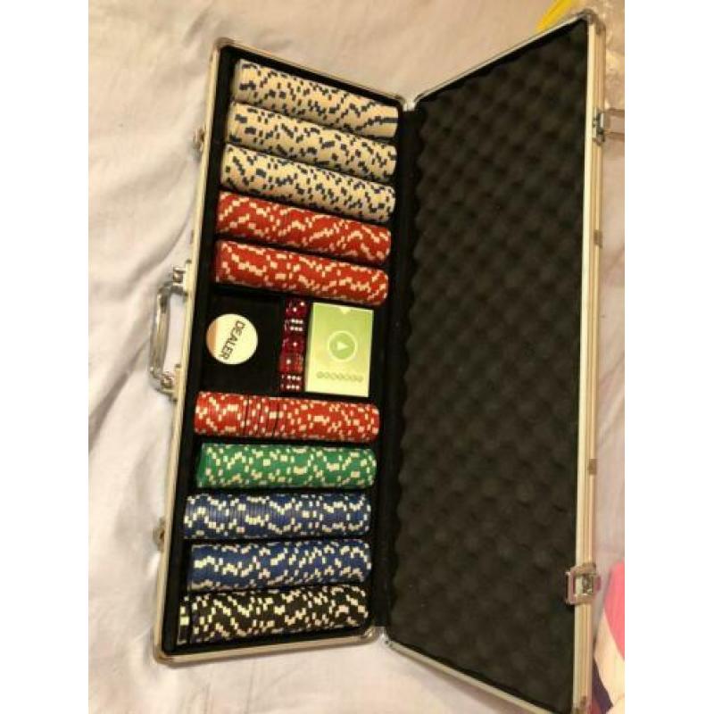 Pokerset met 500 pokerchips in pokerkoffer poker