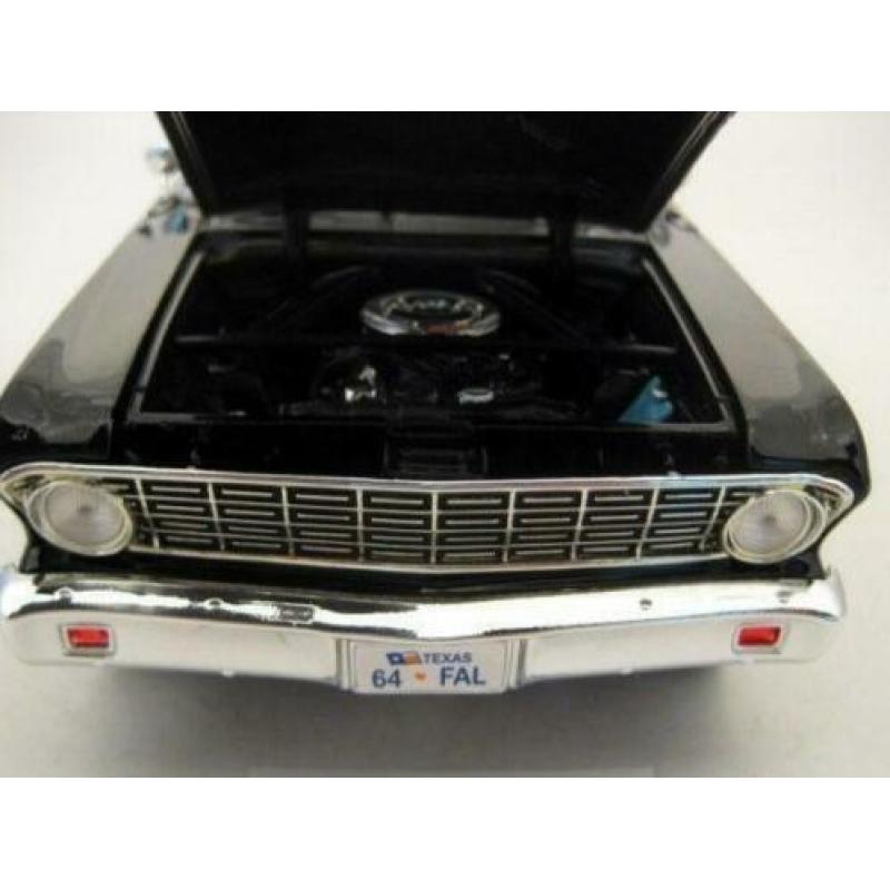 Ford falcon modelauto 1:18 nieuwe