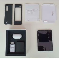 Unieke Galaxy Fold SM-F900F in de kleur ‘Space Silver'.