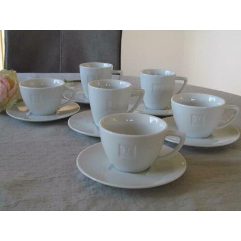 6 Nespresso Kop en Schotels Wit 2 Maten