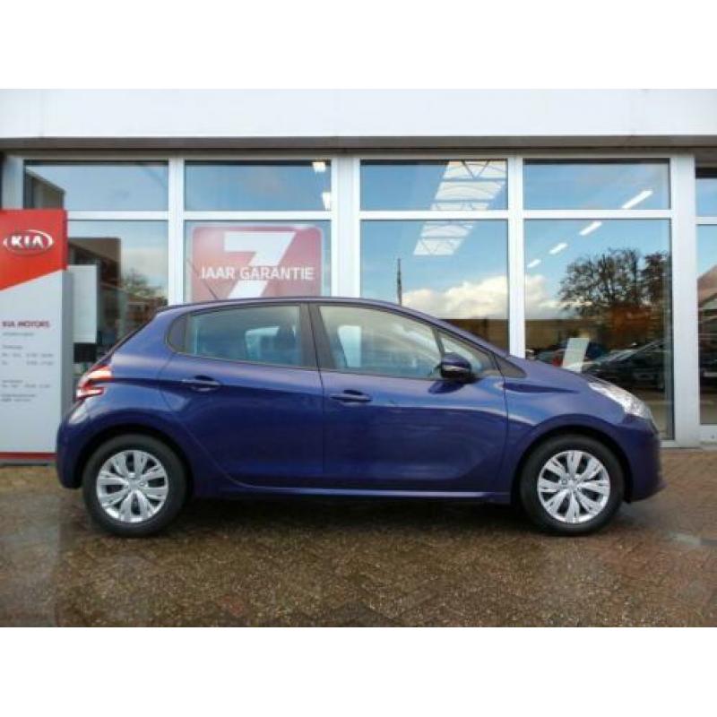 Peugeot 208 1.2 VTi Envy *Navi/Clima/Cruise*
