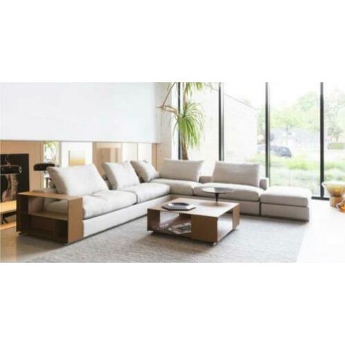 Nwe Flexform Groundpiece showmodel 2 kleuren leer mogelijk