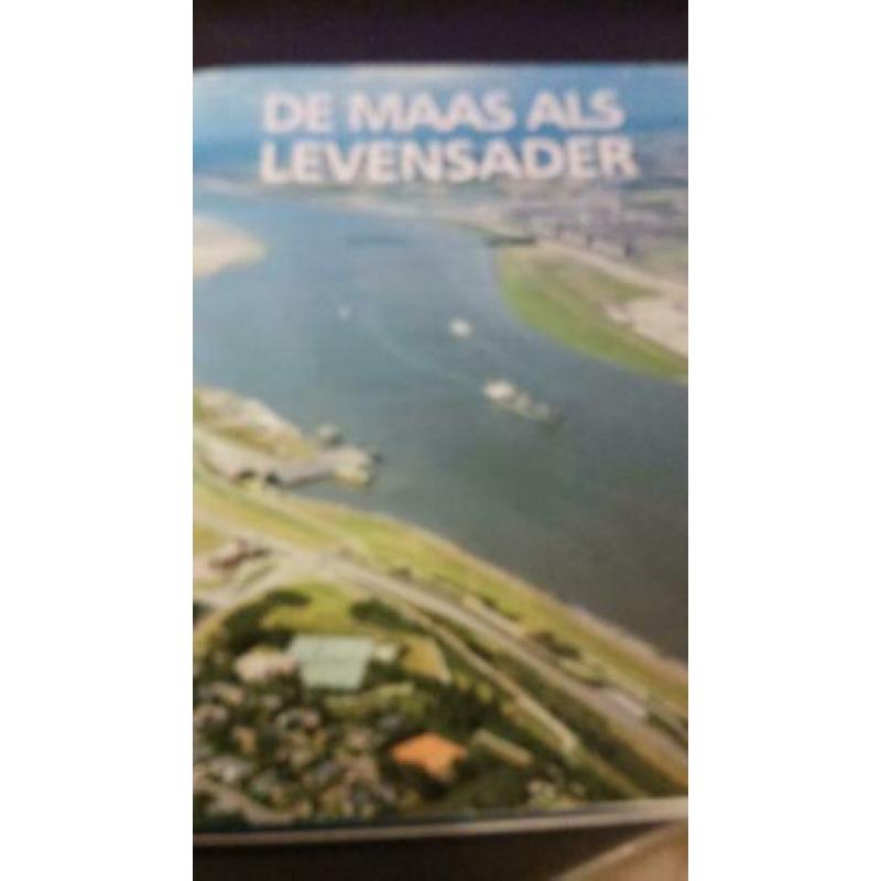 Meren en rivieren , het blauwe bloed der aarde