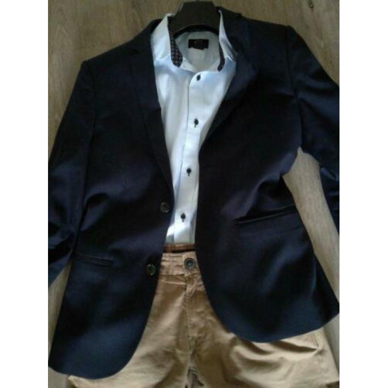 Slim fit maat 44. Donkerbl blazer overhemd beige broek