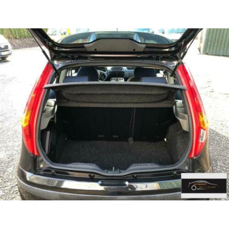 Fiat PUNTO 1.2 16v SPORTING NIEUWSTAAT AIRCO NIEUWE APK NIEU
