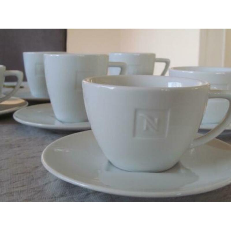 6 Nespresso Kop en Schotels Wit 2 Maten