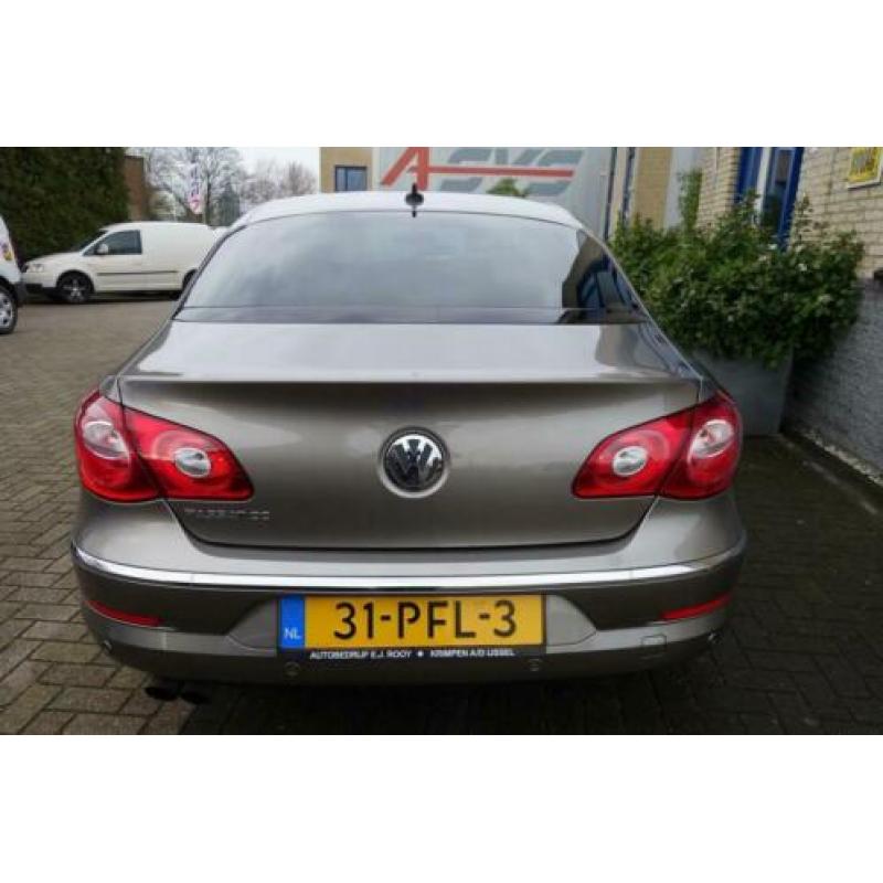 Volkswagen Passat CC 1.8 TSI 5p. -NAVI-PDC-CLIMA
