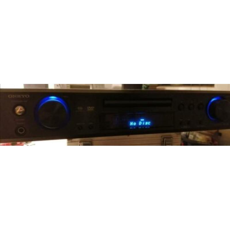 Onkyo DR S501 2.1 incl. speakers, subwoofer en AB