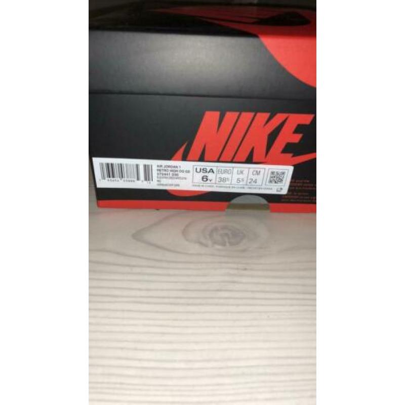 Air Jordan 1 retro high OG GS 38/5