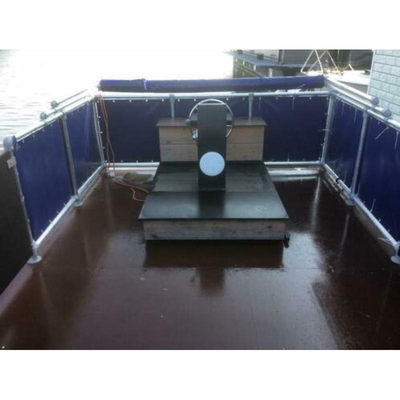 House/ Partyboot te koop