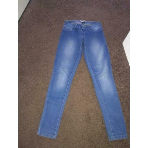 dames spijkerbroek maat 38 €5