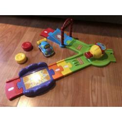 Toet Toet auto’s Deluxe Lanceerbaan Raceauto Raf Vtech