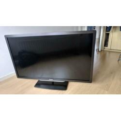 Philips 47" Ambilight/3D Smart LED TV