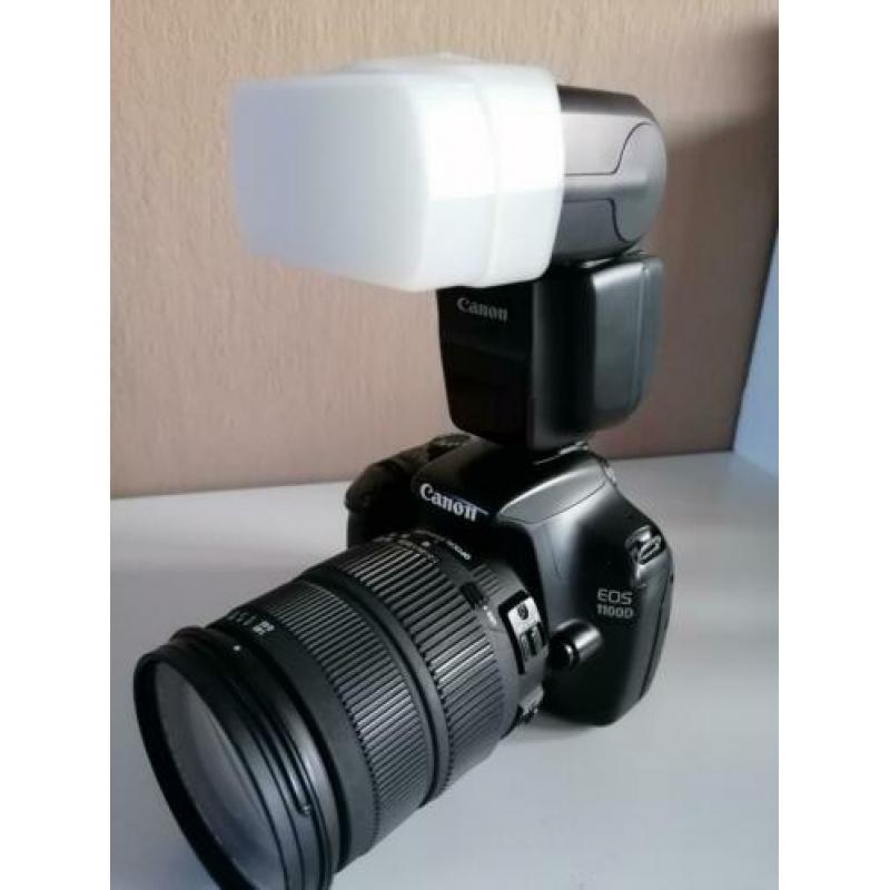 Fotocamera canon+ Speedlite flitser + lens Sigma