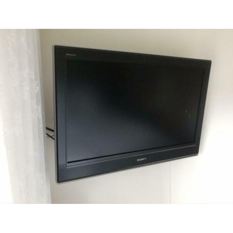 Sony Bravia lcd 32 inch TV