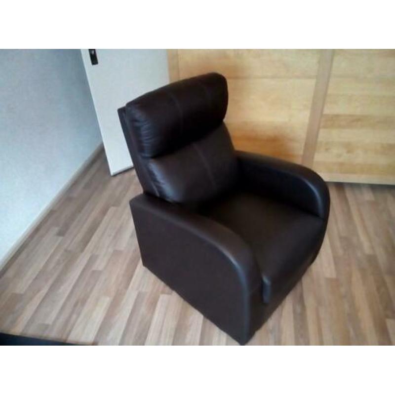 Verstelbare en comfortabele stoel (fauteuil)