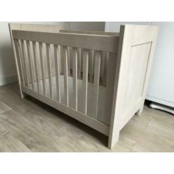 Bopita ledikant sky light grey wash 60x120x85 cm