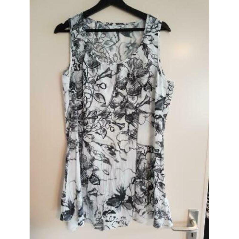 Verschillende nette dames tuniek/blouse