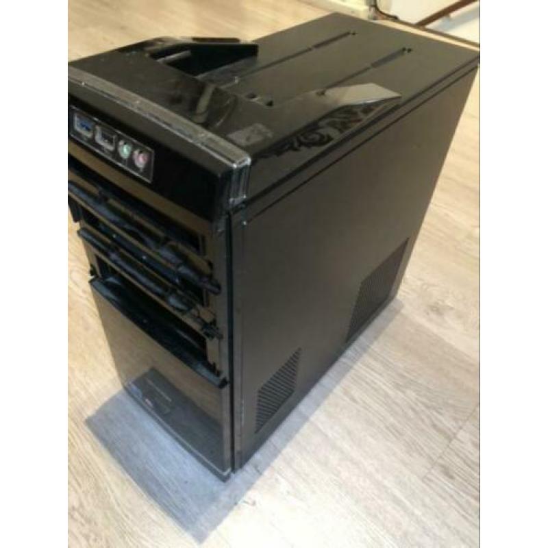 Desktop pc zonder hdd + 22 inch hp monitor