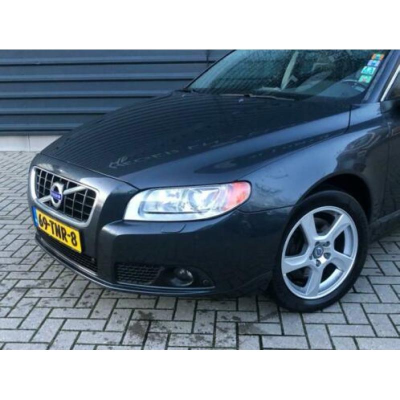 Volvo V70 2.0 D3 Limited Edition | Xenon | Dealer - Onderhou