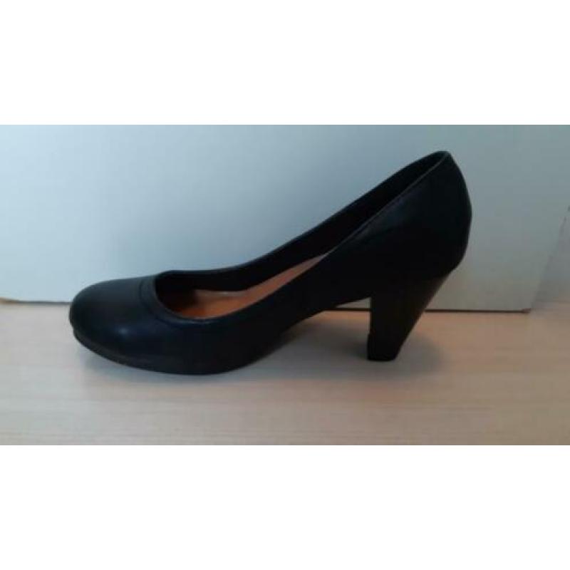 Pumps/hakken; zwart; maat 36