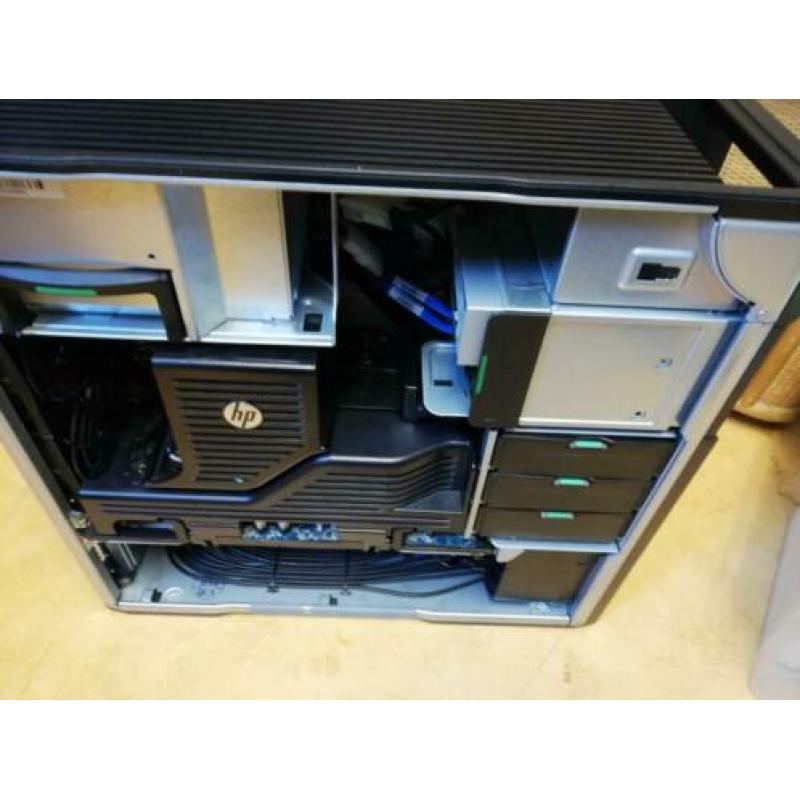 HP Z620 128 gb e 2680 2x240 in raid 0 K2200 gpu