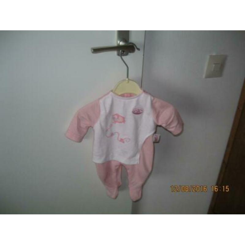 baby anabell jasje =tevens buikdraagzak/kleertjes/schoentjes