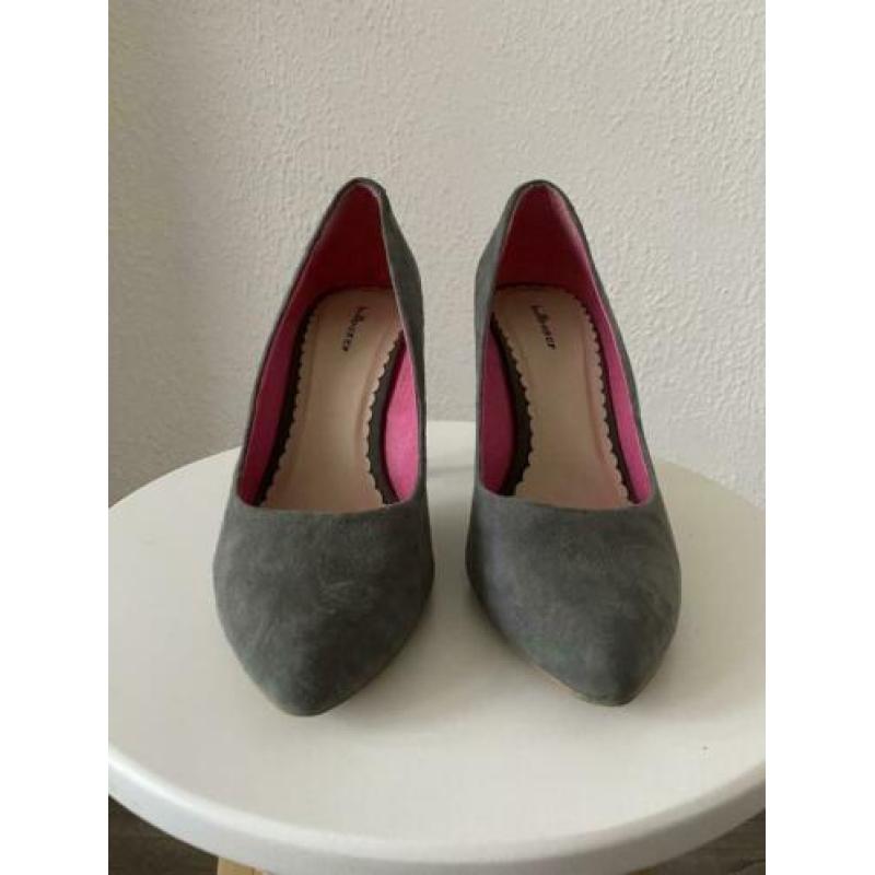 Grijze suède-achtige pumps