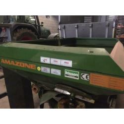 Amazone kunstmest strooier