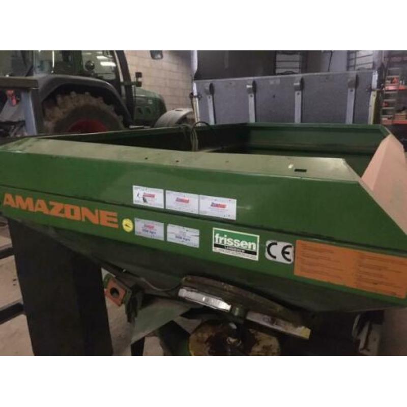 Amazone kunstmest strooier