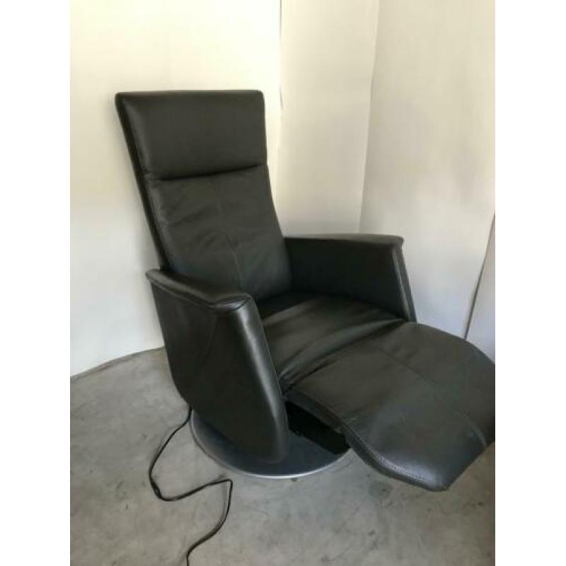 Elektrische Prominent Relax / Sta op stoel van leer