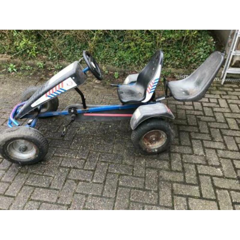 Berg skelter Police eventueel met kiepkar
