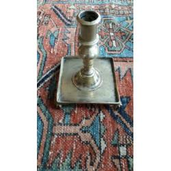 Spaanse messing kandelaar antiek 17e eeuws