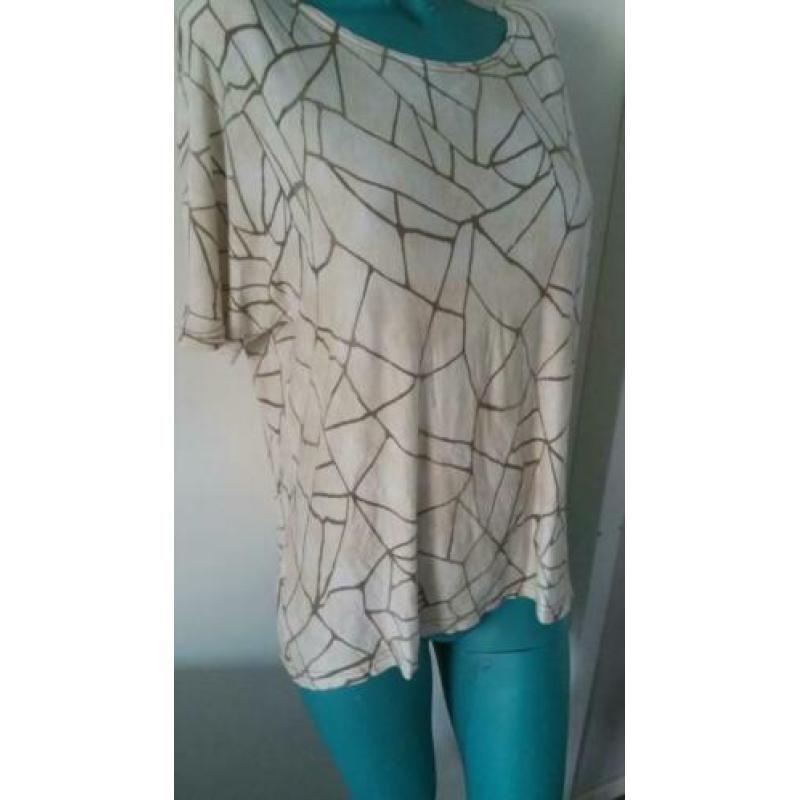 Beige shirt met korte mouwen en schoudervullingen XL - Pi7
