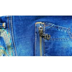 Jeans Dezigual