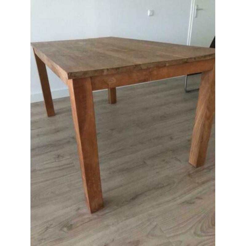 Mooie houtentafel te koop