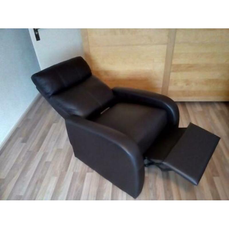 Verstelbare en comfortabele stoel (fauteuil)