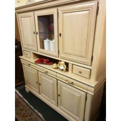 blank eiken wandmeubel