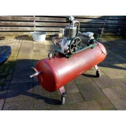 Bauer compressor 200 liter