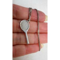 Zilveren kettinkje met tennisracket nr. 1790