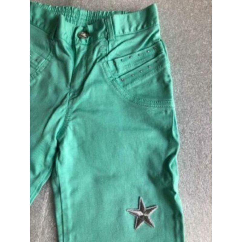 Maat 134 - 140 - rojitas - groene broek met versiering