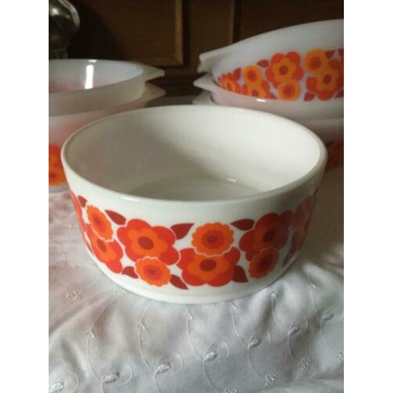 6x schaal Arcopal Lotus retro servies oranje