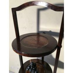etagere cake standaard gebaks taarten winkel bakkers Engels
